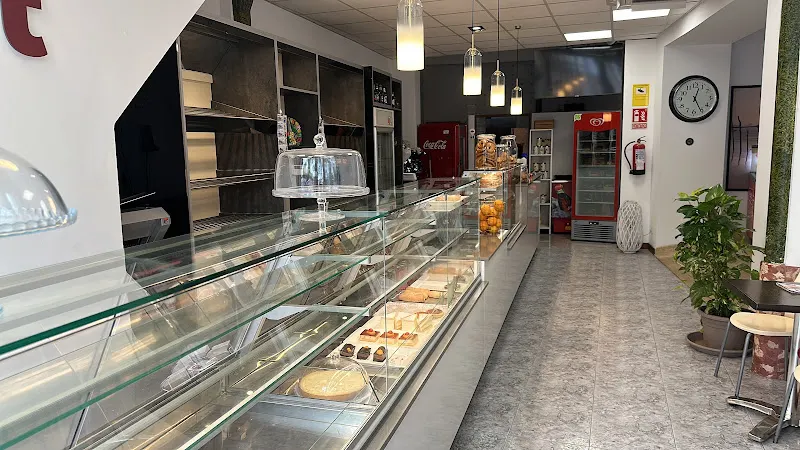 Can Ponar - Panadería en Campos - foto 2