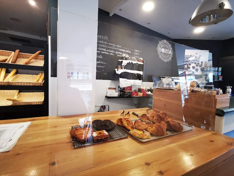 panaderia agurtzane - Panadería en Zumaia - foto 2
