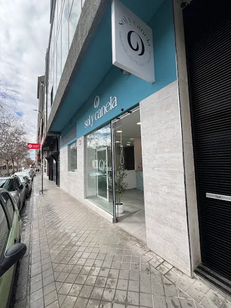 Sol y Canela Obrador - Pastelería en Granada - foto 2