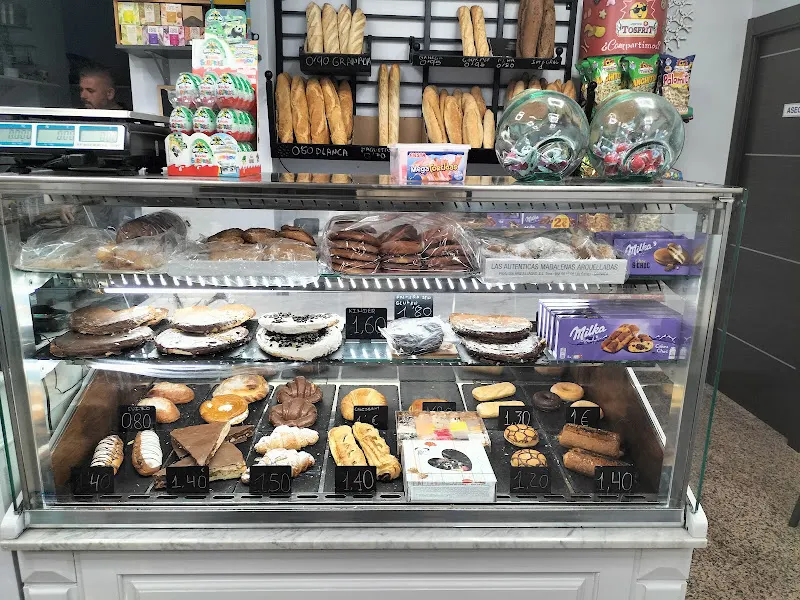 La Herradura - Panadería en Cullar Vega - foto 2