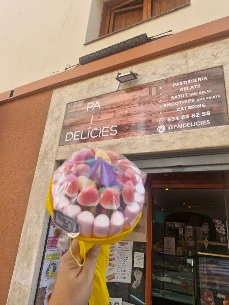 Pa i delícies - Pastelería en Sant Vicenc de Castellet - foto 2