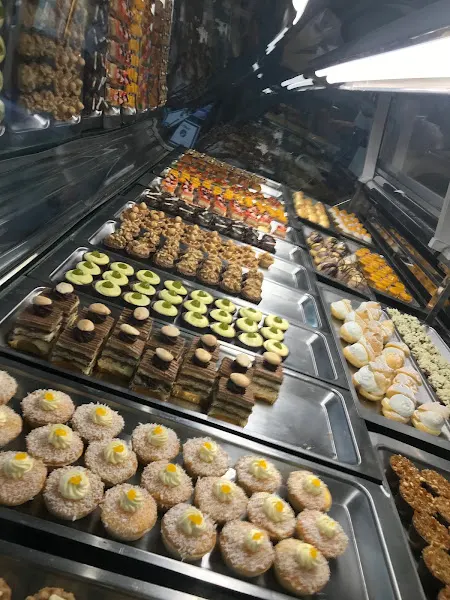 Fleca Arbusé - Panadería en Llagostera - foto 2