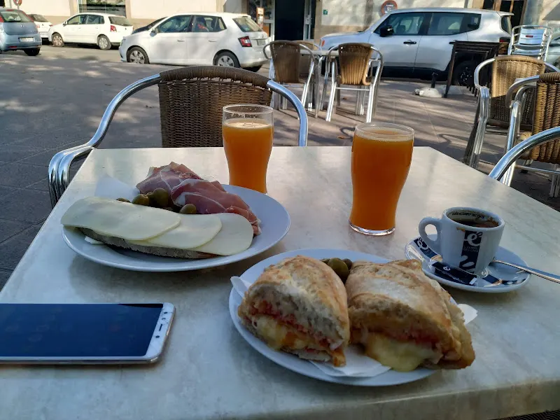 Forn nou pastisseria - Santa Maria del Cami