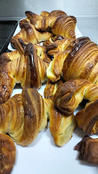 Pastelería los Álamos (La Casa de los Piononos) - Miraflores de la Sierra