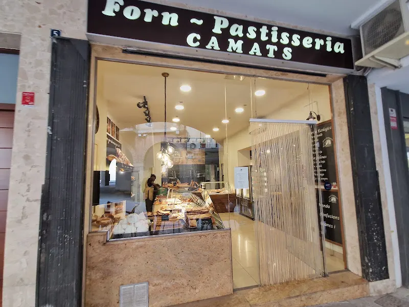 Camats Esteve i Fills S L - Panadería en Agramunt - foto 2