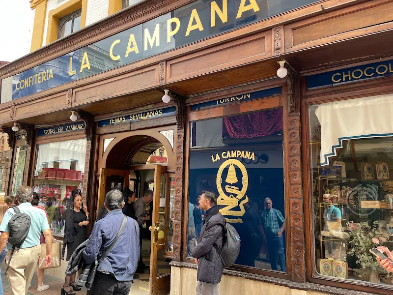Pastelería La Campana - Pastelería en Sevilla - foto 2