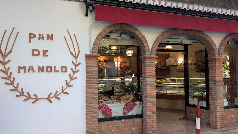 Pan De Manolo Y Marinieves S.L. - Panadería en Granada - foto 2