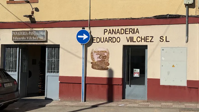 PANIFICADORA ERELU SOCIEDAD LIMITADA - Panadería en Alfacar - foto 3