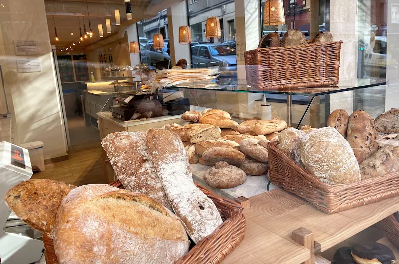 Panadería Amasarte ~ Avda de Oza (A Coruña)