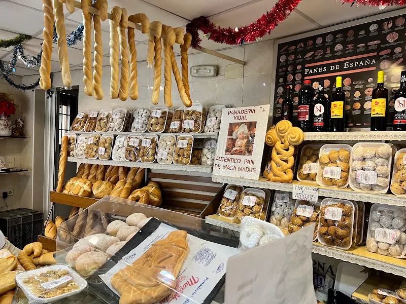 Panadería Bollería Manuel Vidal - Panadería en Chinchon - foto 2
