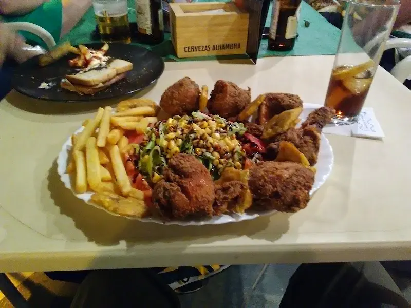 Fernando Torres Zafra - Panadería en Caniles - foto 2