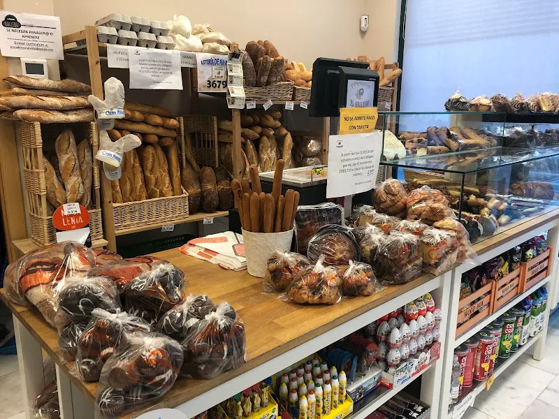 Panadería El Gallego Valdespartera - Panadería en Zaragoza - foto 2