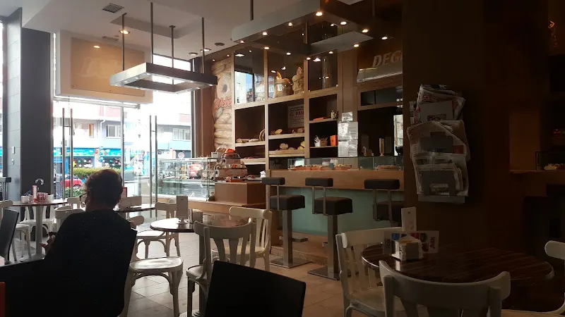 Deben - Panadería en Coruna (A) - foto 2