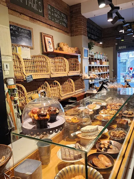 Forn de Pa / Cafeteria Puiggròs 2