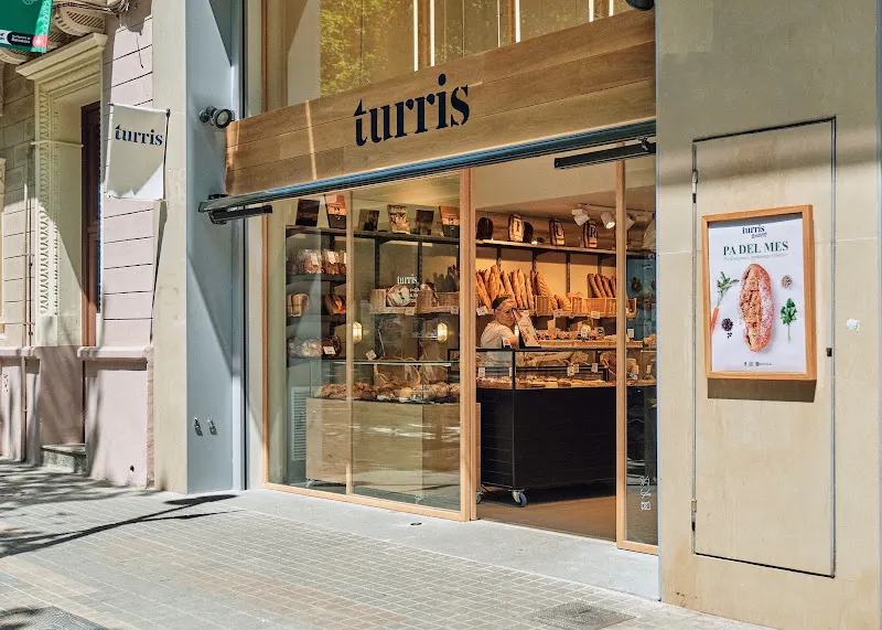 Turris Fabra i Puig - Panadería en Barcelona - foto 2