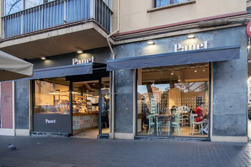 Panet Numància - Forn de Pa, Pastisseria i Cafeteria - Panadería en Barcelona - foto 2