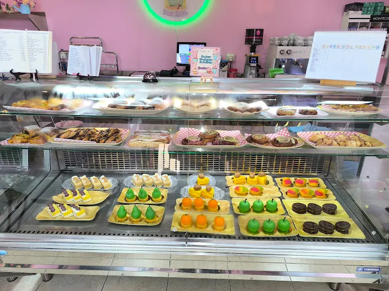 PASTELERÍA HORNEANDO SUEÑOS - Pastelería en Valleseco - foto 2