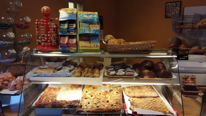 Fleca Dani i Isa - Panadería en Riells i Viabrea - foto 2