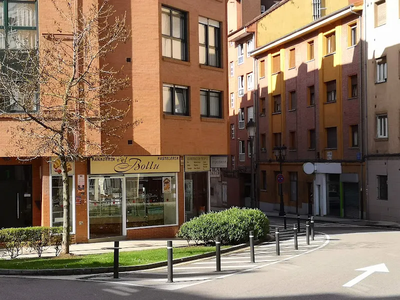 Pastelería El Bollu - Oviedo