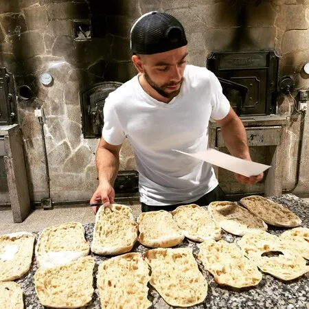Panadería La Pinsa di Nico - San Cristovo de Cea