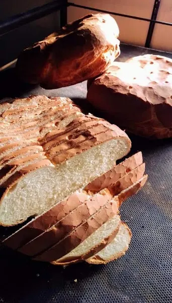 Panadería Analeti - Panadería en Carrion de los Cespedes - foto 2