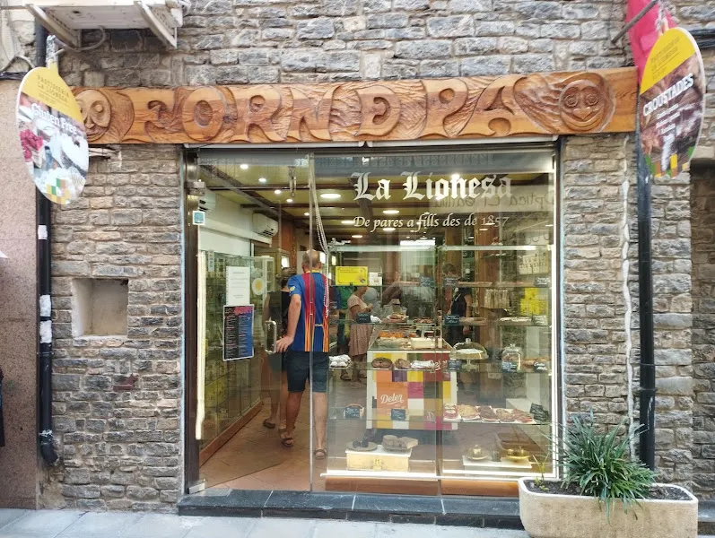 La Lionesa. Deler1857 - Pastelería en Sort - foto 2