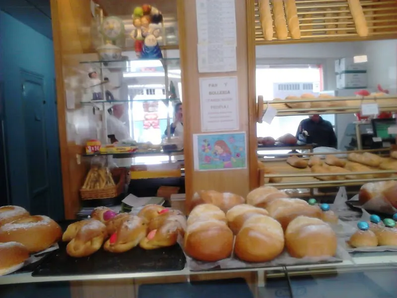 Forn Nou - Panadería en Miramar - foto 2