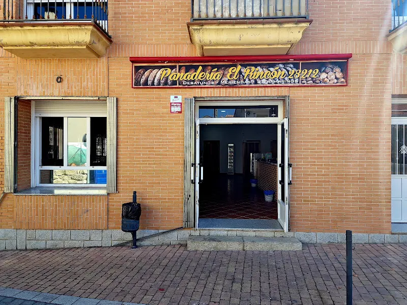 Panadería Cafetería El Rincón 28212 - Panadería en Navalagamella - foto 2