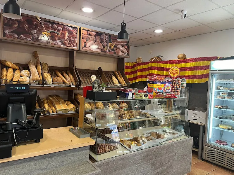 VilaTorratxa1.3 - Panadería en Salt - foto 2