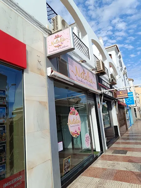 Natalia Panadería & Pastelería - Panadería en Roquetas de Mar - foto 2