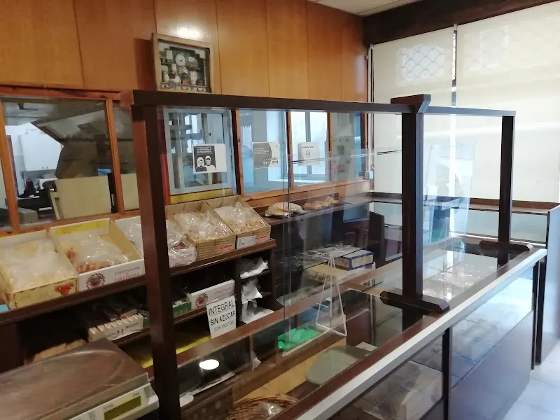 Panadería Velilla - Panadería en San Andres del Rabanedo - foto 2