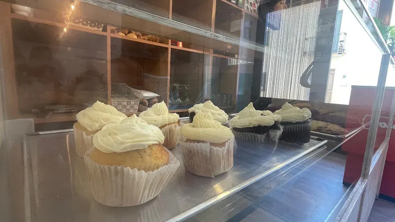 Cafetería Pasteleria La Feliz - Cuevas del Campo