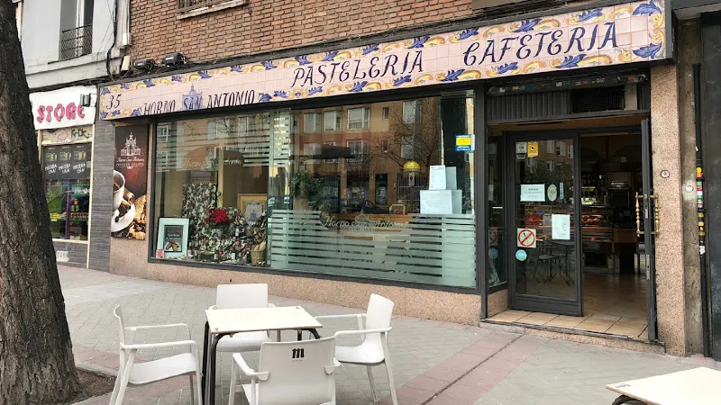 Panadería Horno San Antonio - Panadería en Madrid - foto 3