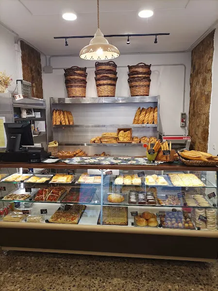FORN PARTISÀ - Panadería en Coves de Vinroma (les) - foto 2
