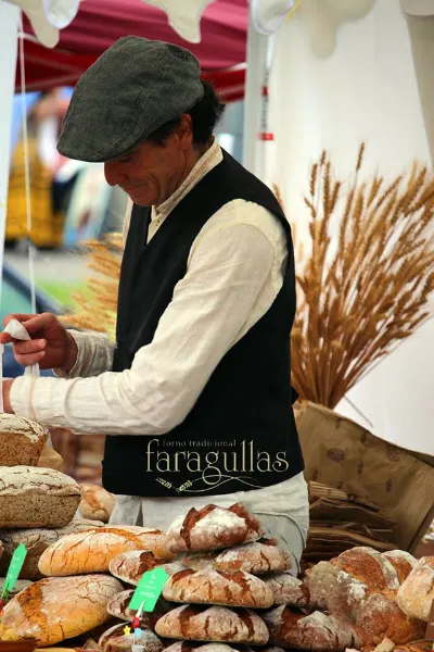 Faragullas - Panadería en Rairiz de Veiga - foto 2