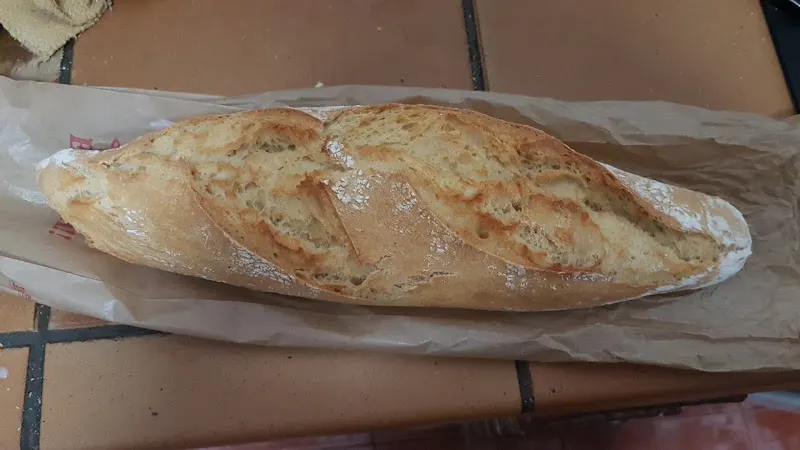 Panadería Hornos Villanueva - Panadería en Málaga - foto 2