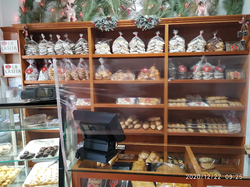 Pastelería Repostería La Casita - Pastelería en Alaejos - foto 2