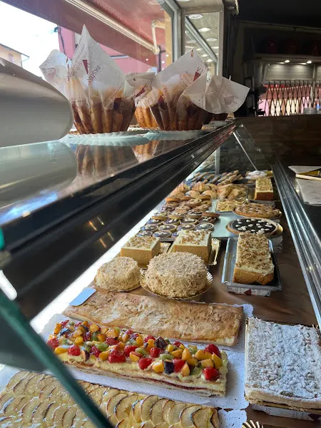 Pastelería Dulces Vera - Pastelería en Llivia - foto 2