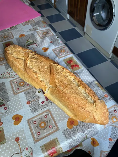 Panadería Hermanos Santos - Panadería en Valverde de la Virgen - foto 2