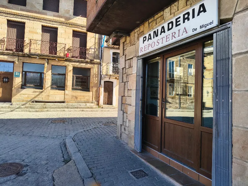 Panaderia Reposteria De Miguel - Panadería en Duruelo de la Sierra - foto 2
