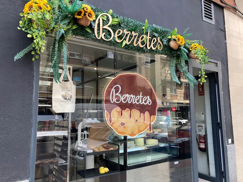 Berretes-Pastelería Bajo Pedido - Pastelería en Salamanca - foto 2