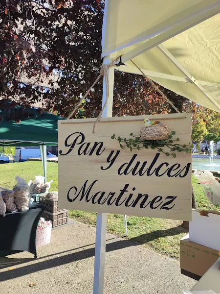 Pan y Dulces Martínez. - Biota