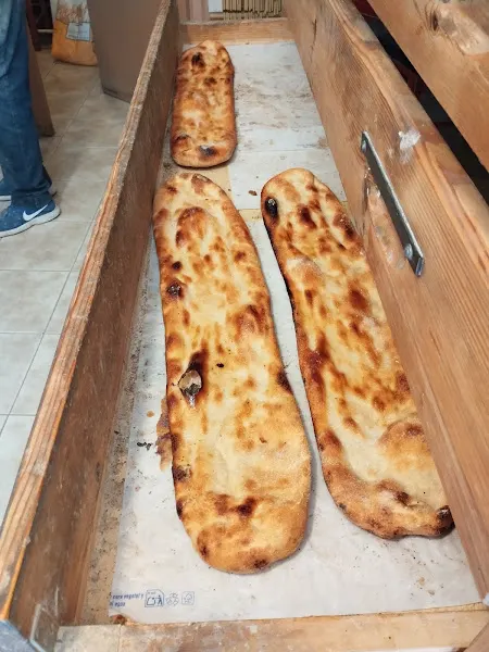 Forn de pa amb llenya - Tirvia