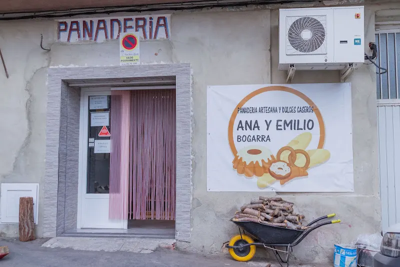 Ana y Emilio Panadería artesana - Panadería en Bogarra - foto 2