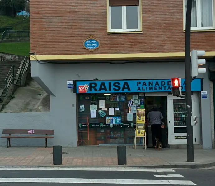 Raisa Panaderia Alimentacion - Panadería en Bilbao - foto 2