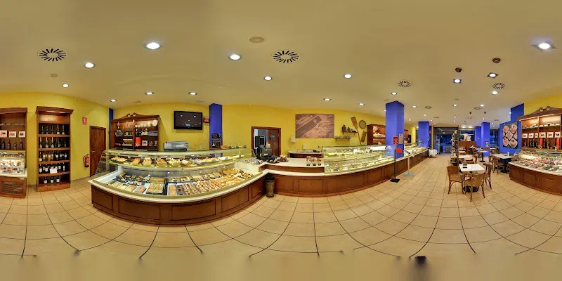 Tolosana - Pastelería y panadería Camino de las Torres