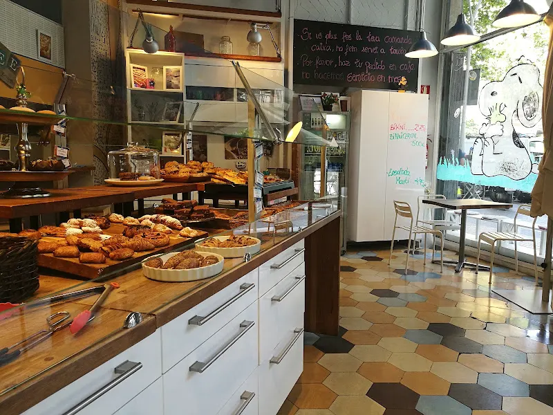 Forns i Cafeteries Martí S.L. - Panadería en Barcelona - foto 2