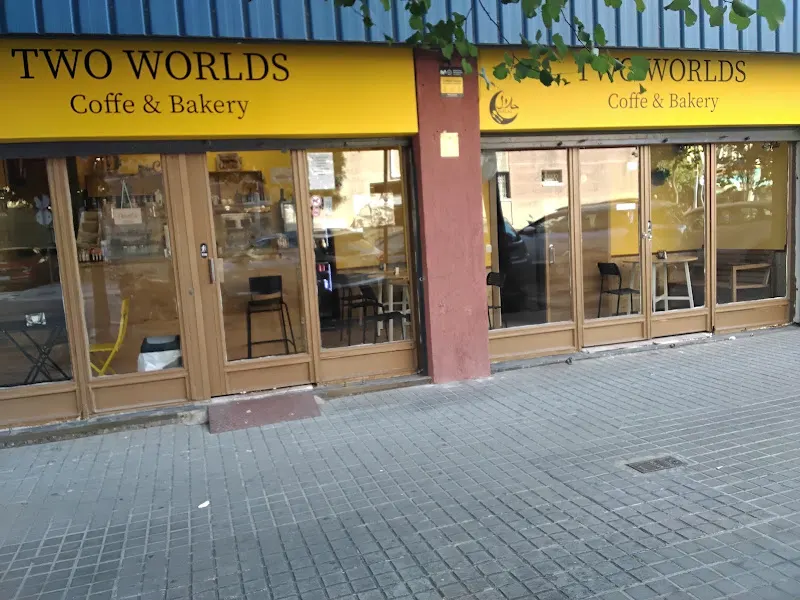 Twoworldscoffe&bakery - Pastelería en Barcelona - foto 2