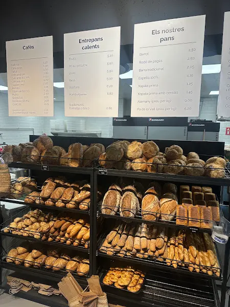 Can Vicenç - Panadería en Seu dUrgell (La) - foto 2