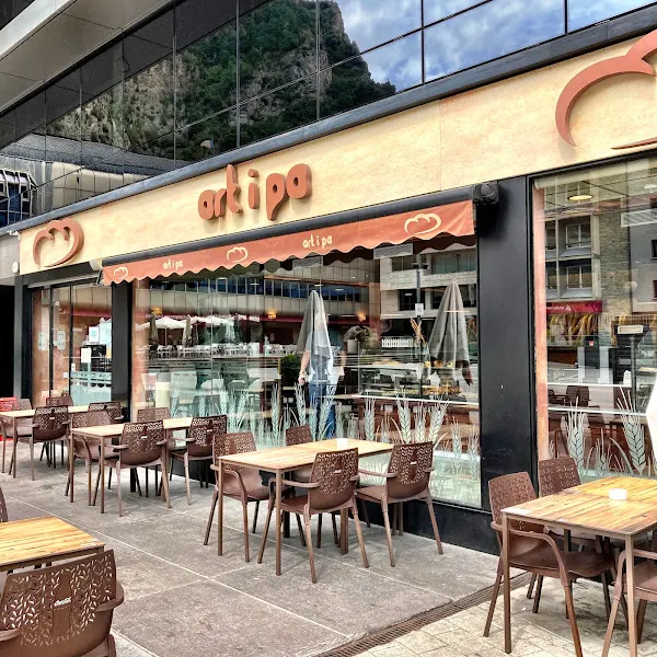 ART I PA II - Panadería en Seu dUrgell (La) - foto 2
